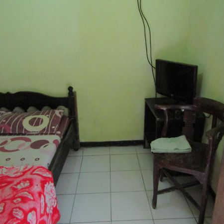 Penginapan Melati Sarangan Exterior foto