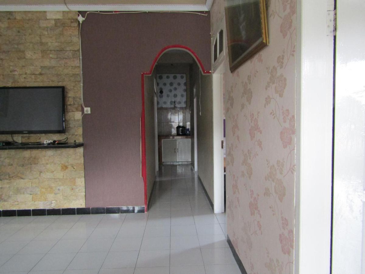 Penginapan Melati Sarangan Exterior foto
