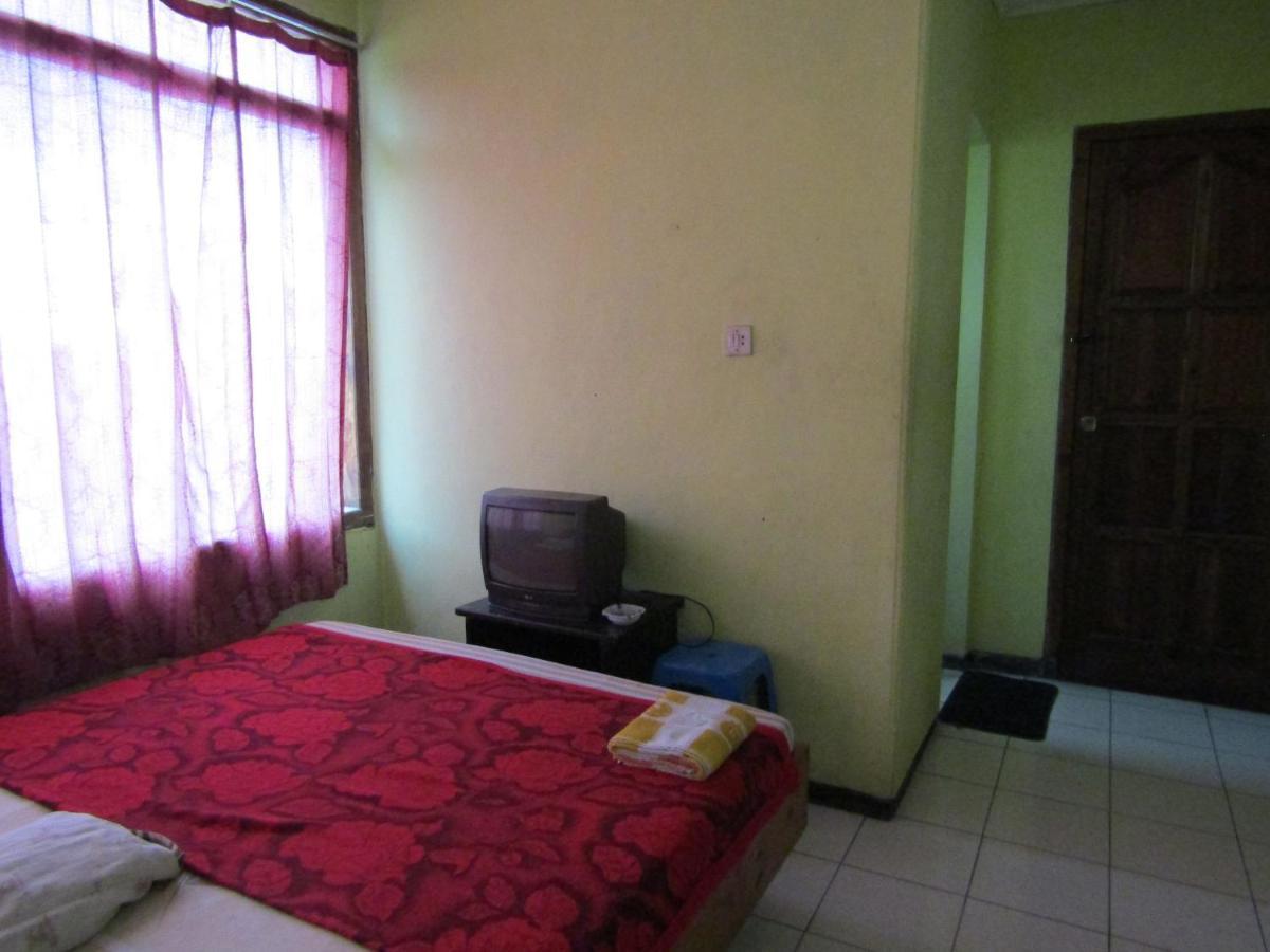 Penginapan Melati Sarangan Exterior foto
